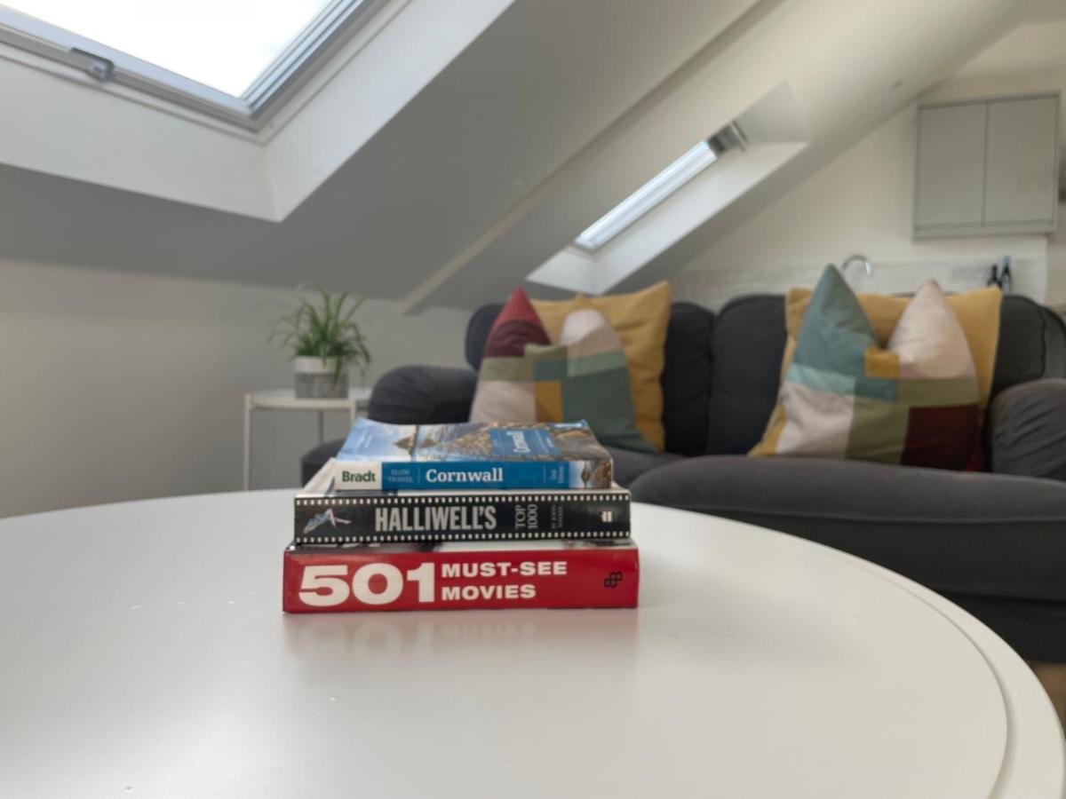 Stunning Penthouse In Penzance "Amazing Sea Views" Leilighet Eksteriør bilde
