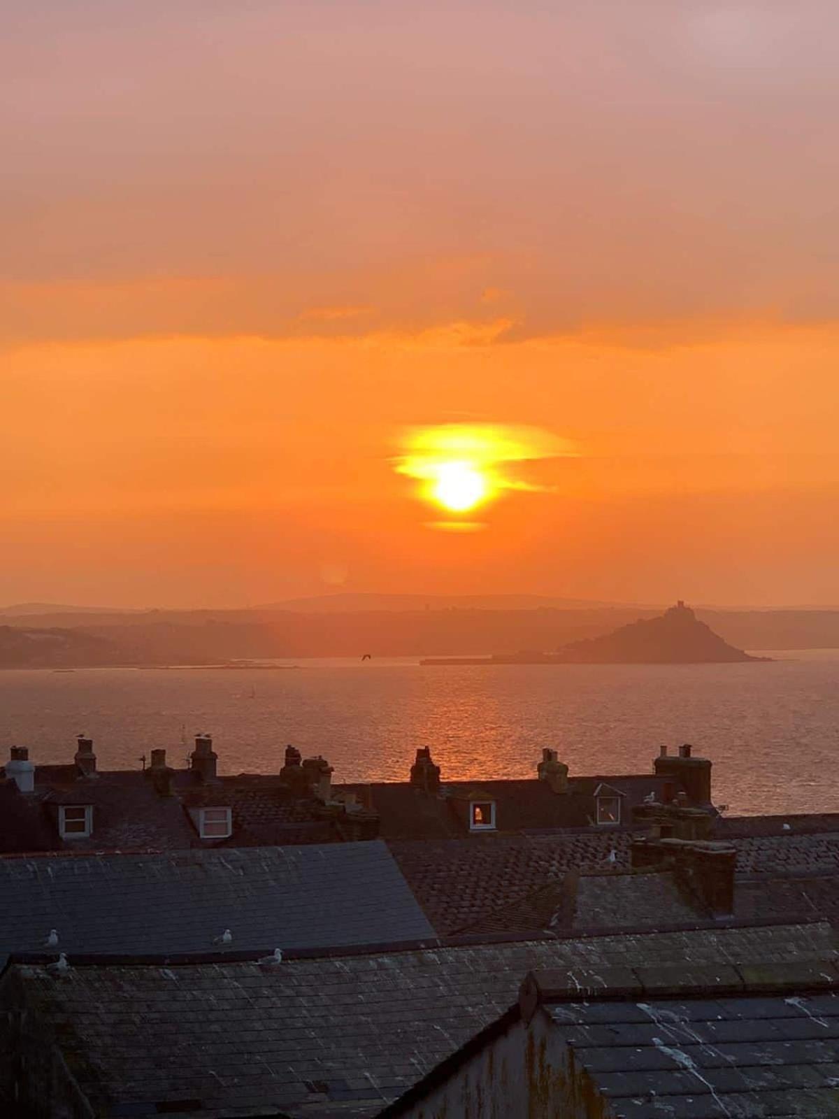 Stunning Penthouse In Penzance "Amazing Sea Views" Leilighet Eksteriør bilde